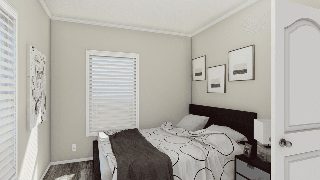 K1668a bedroom home features