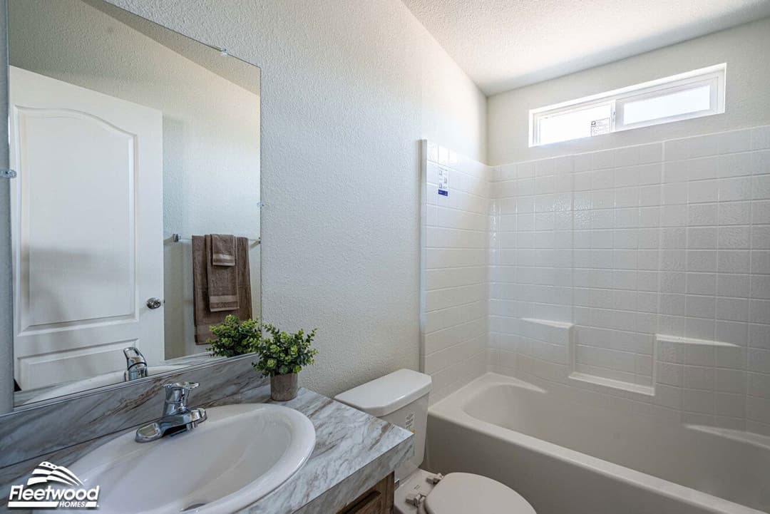 Canyon lake 24443x bathroom home features