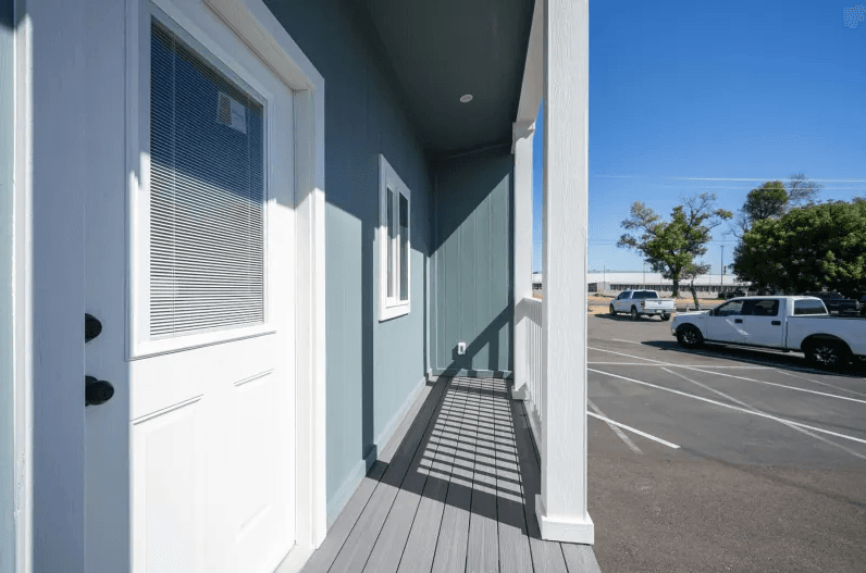 Ath-16l hero and exterior home features