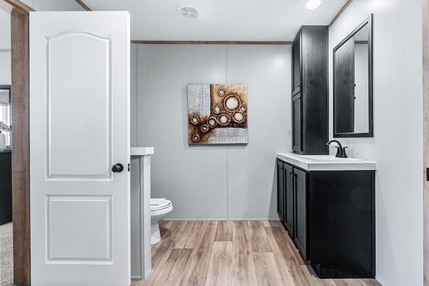 Anatolia bathroom home features