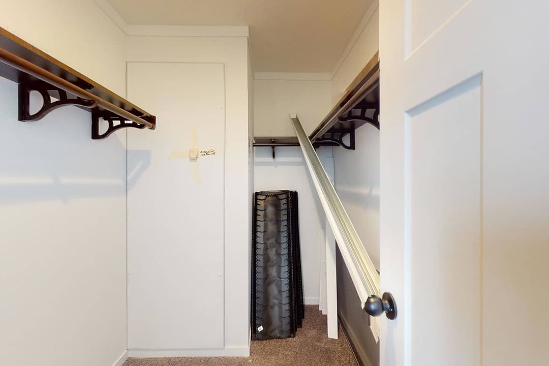 Intrigue bedroom home features