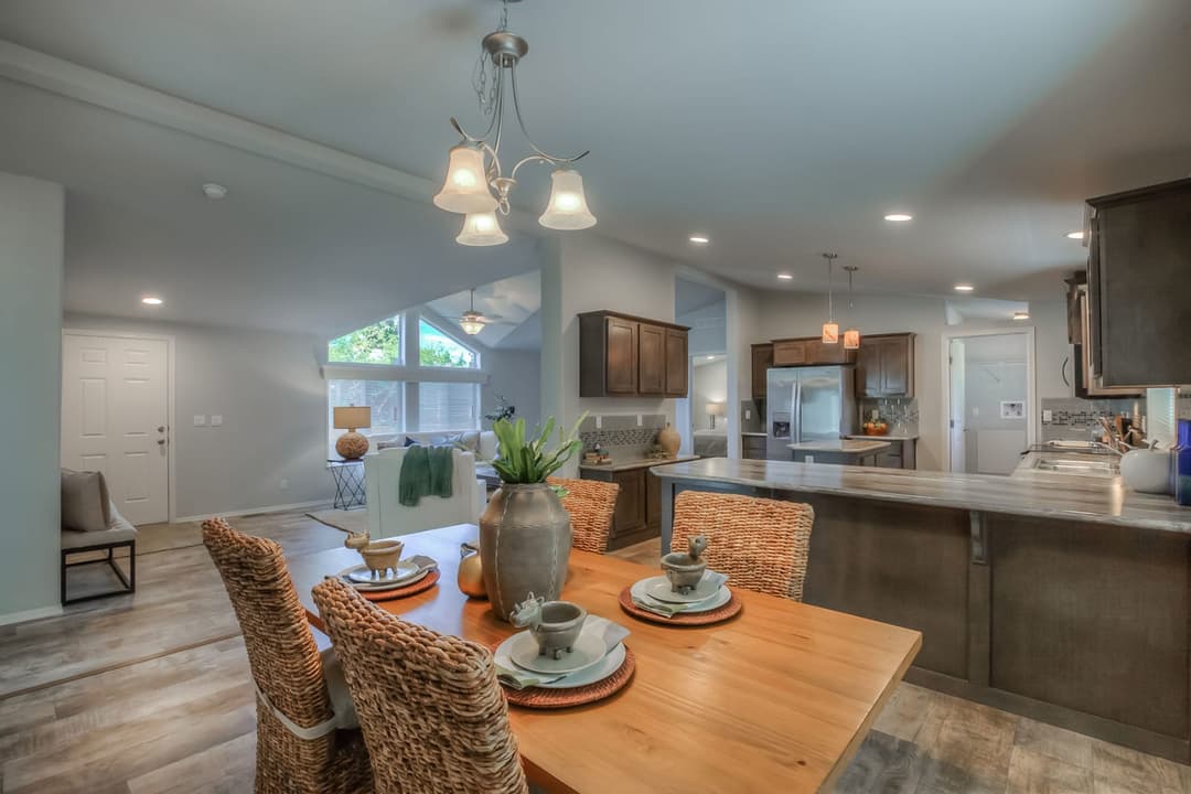 Westridge 1222ct kitchen home features