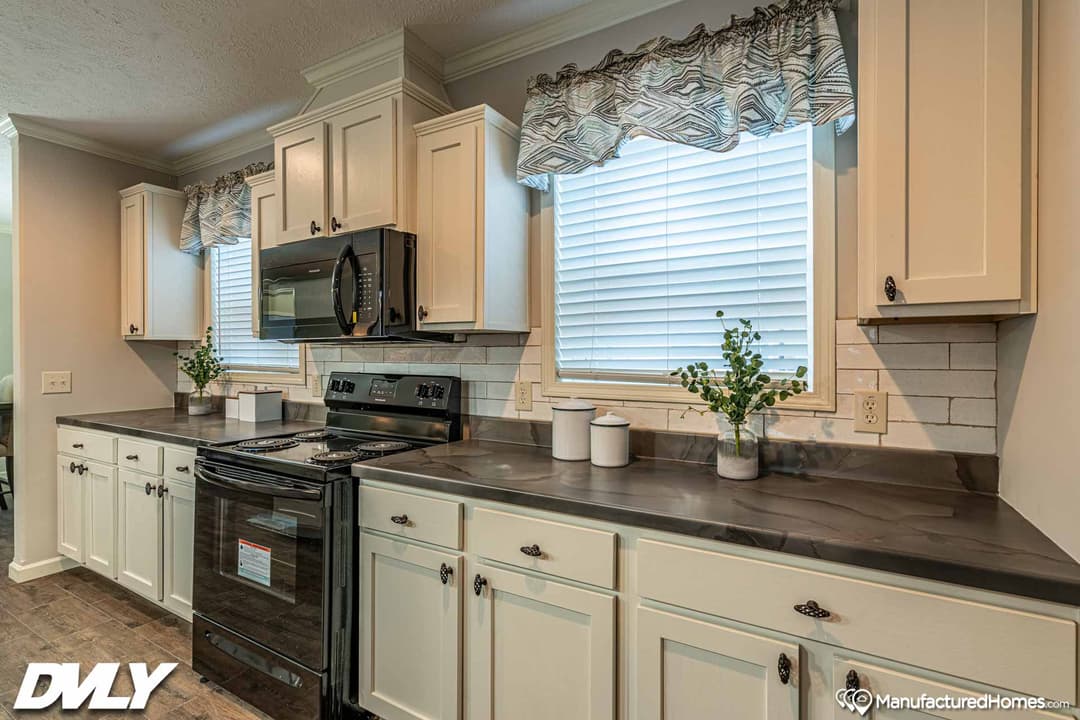 Orchard house kitchen home features