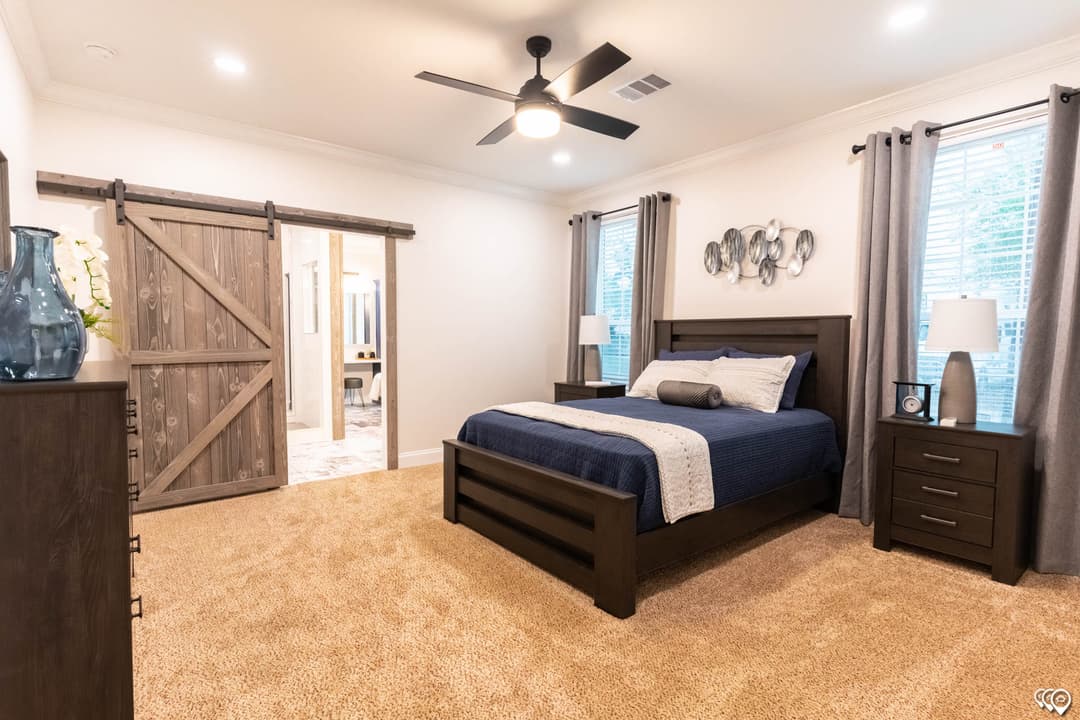 The shoreline bedroom home features
