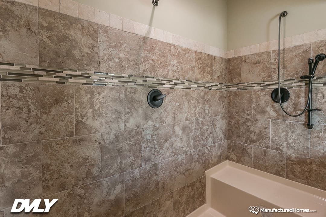 Briarritz bathroom home features