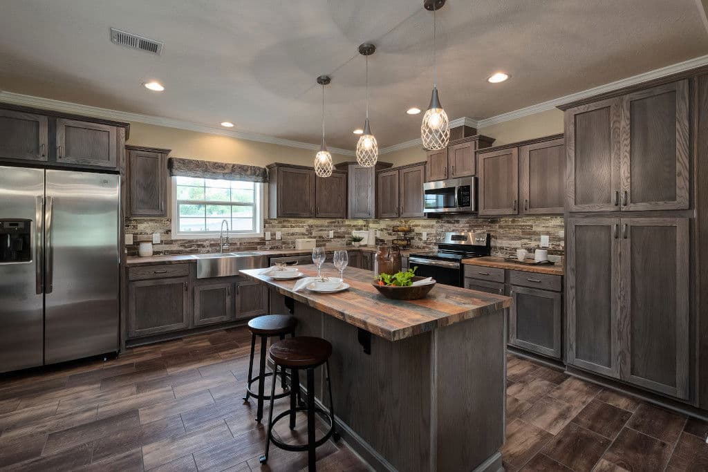Andrew kitchen home features