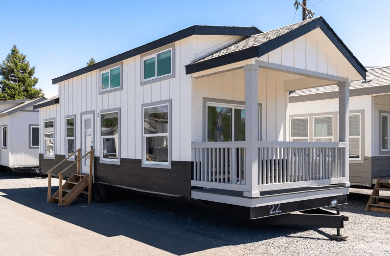 Ath-21l elevation and exterior home features