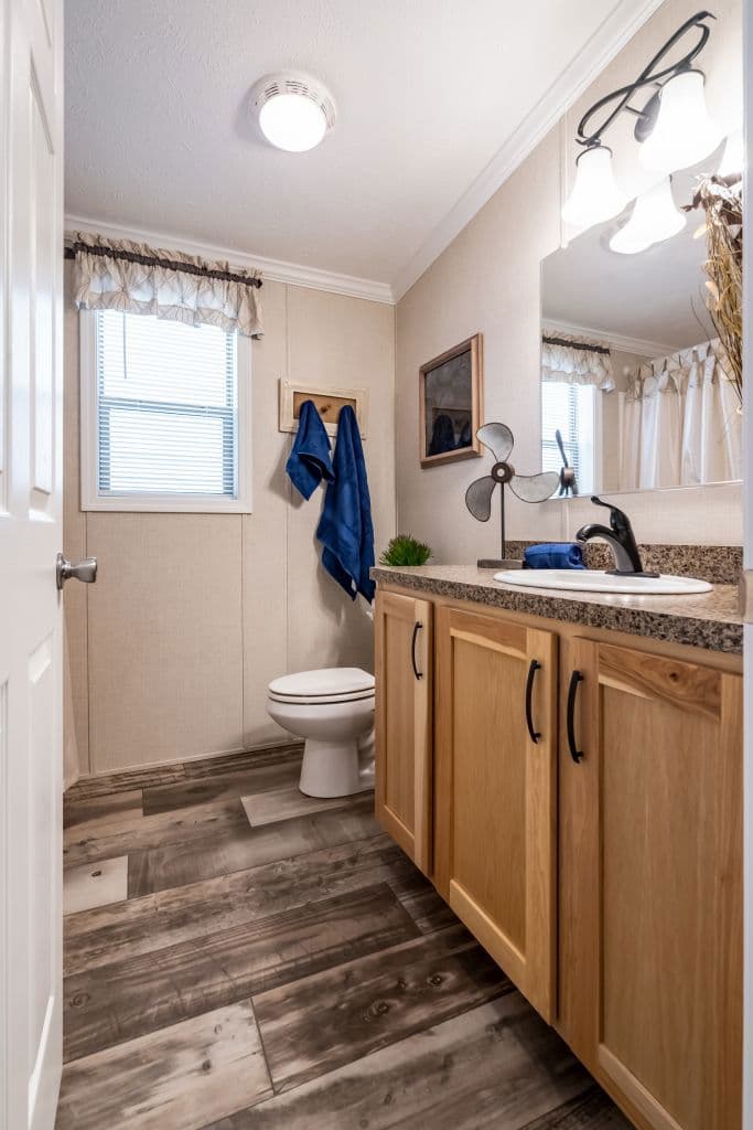 Astro bungalow ranch 3a2609-e bathroom home features