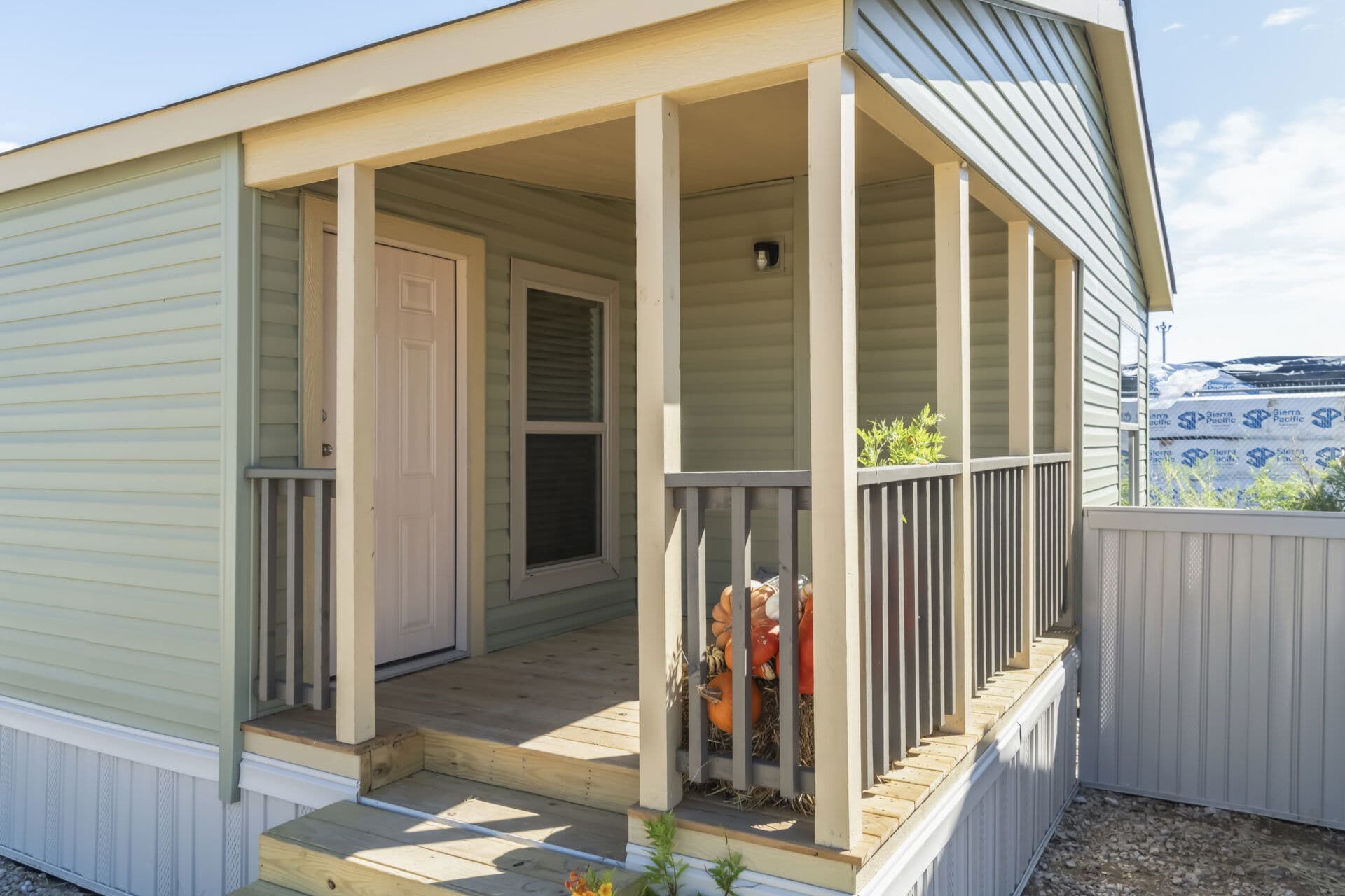 Doublewide s-24×48-22np exterior home features