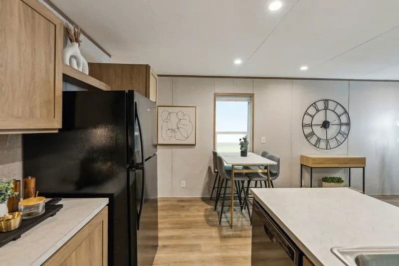 Vertex kitchen home features