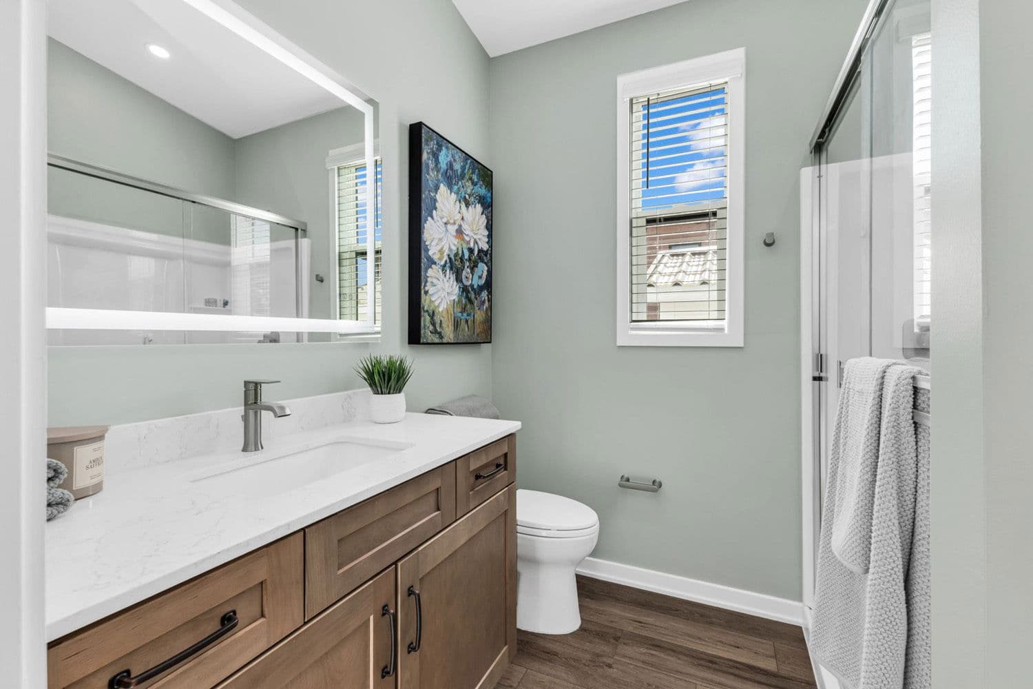 Terra bella bathroom home features