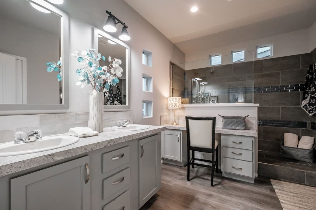 Secret cove bathroom home features