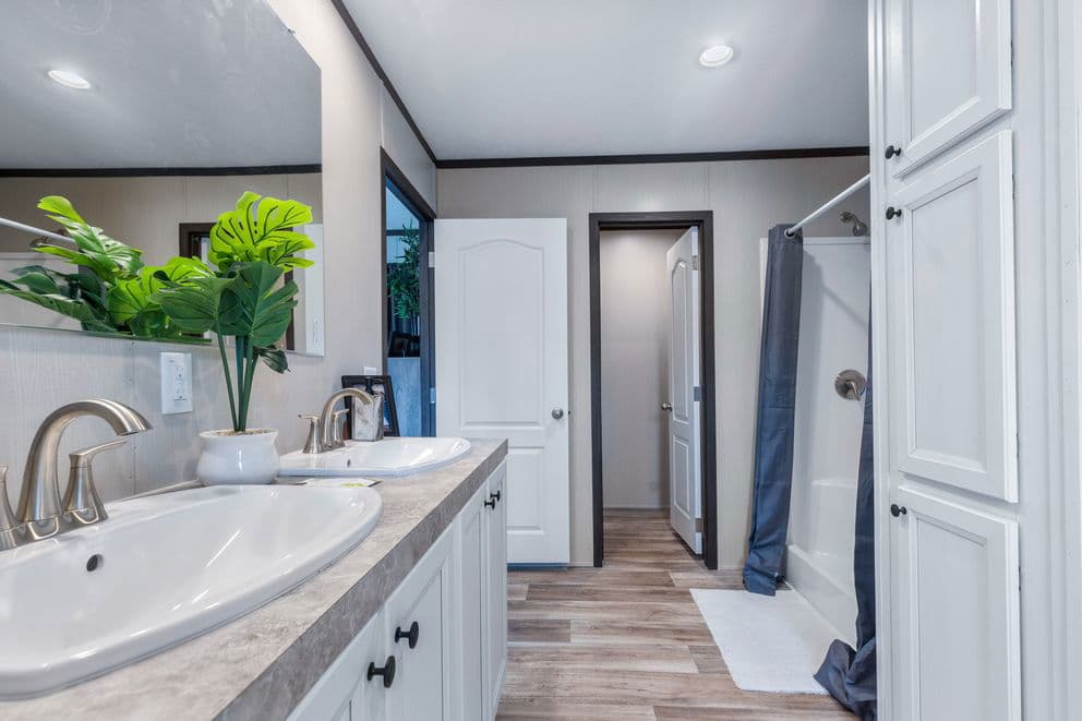 Colossal bathroom home features