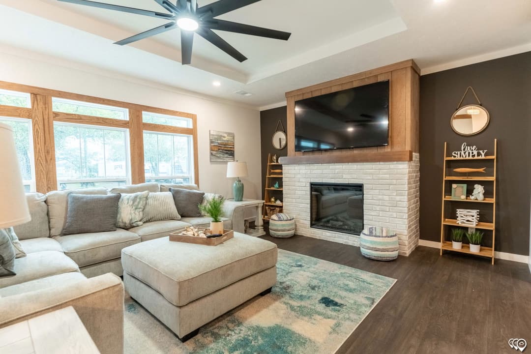 Creek side interior home features