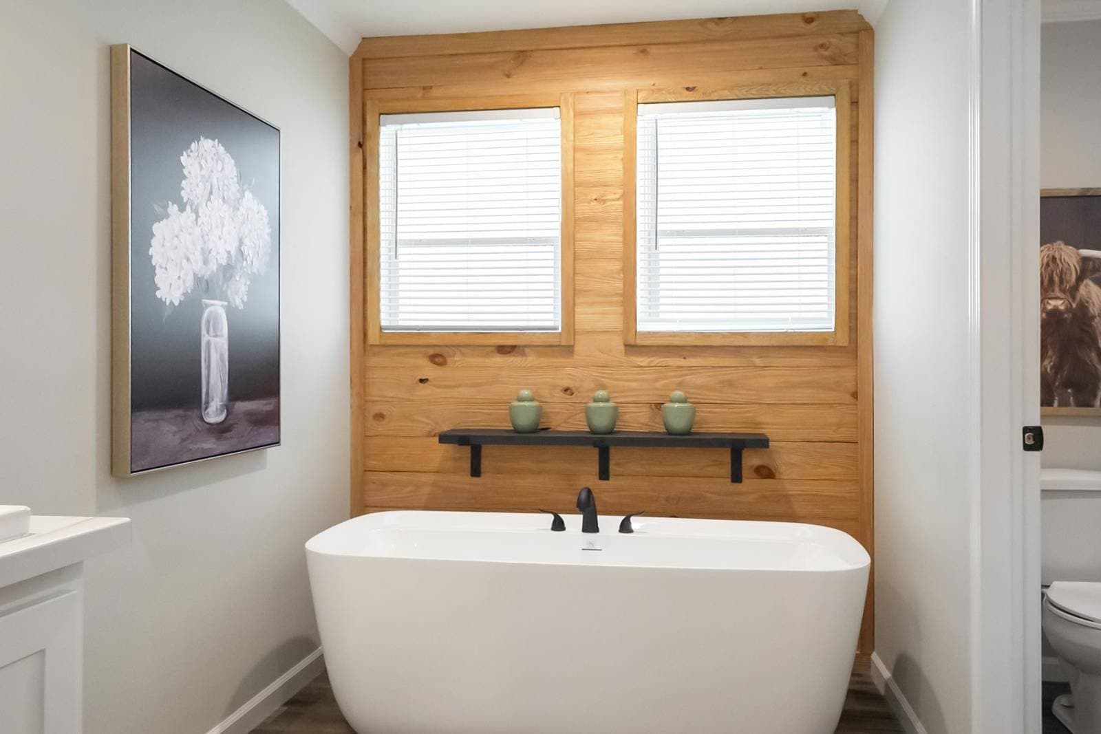 Monterey bathroom home features