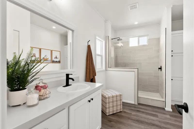 Summit bathroom home features