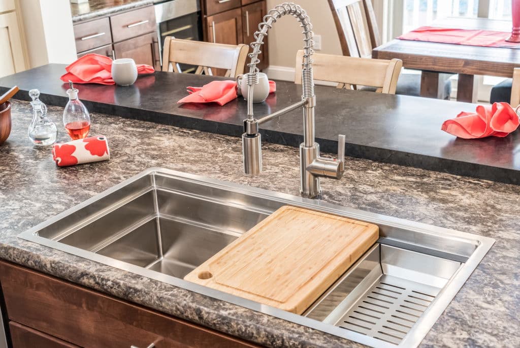 Ultra ranch 2p2403-x ev kitchen home features