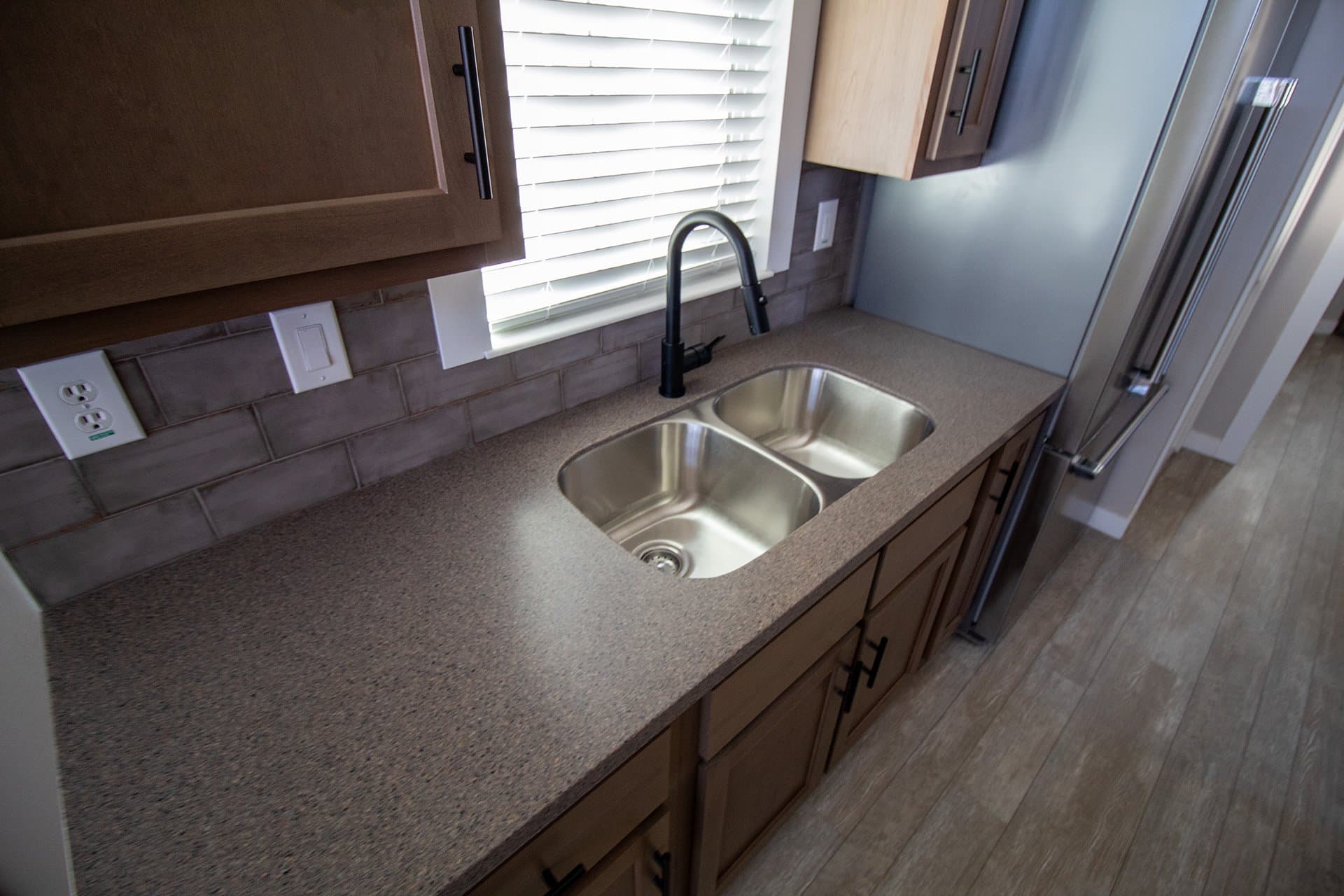 Malibu ma11351f  home features