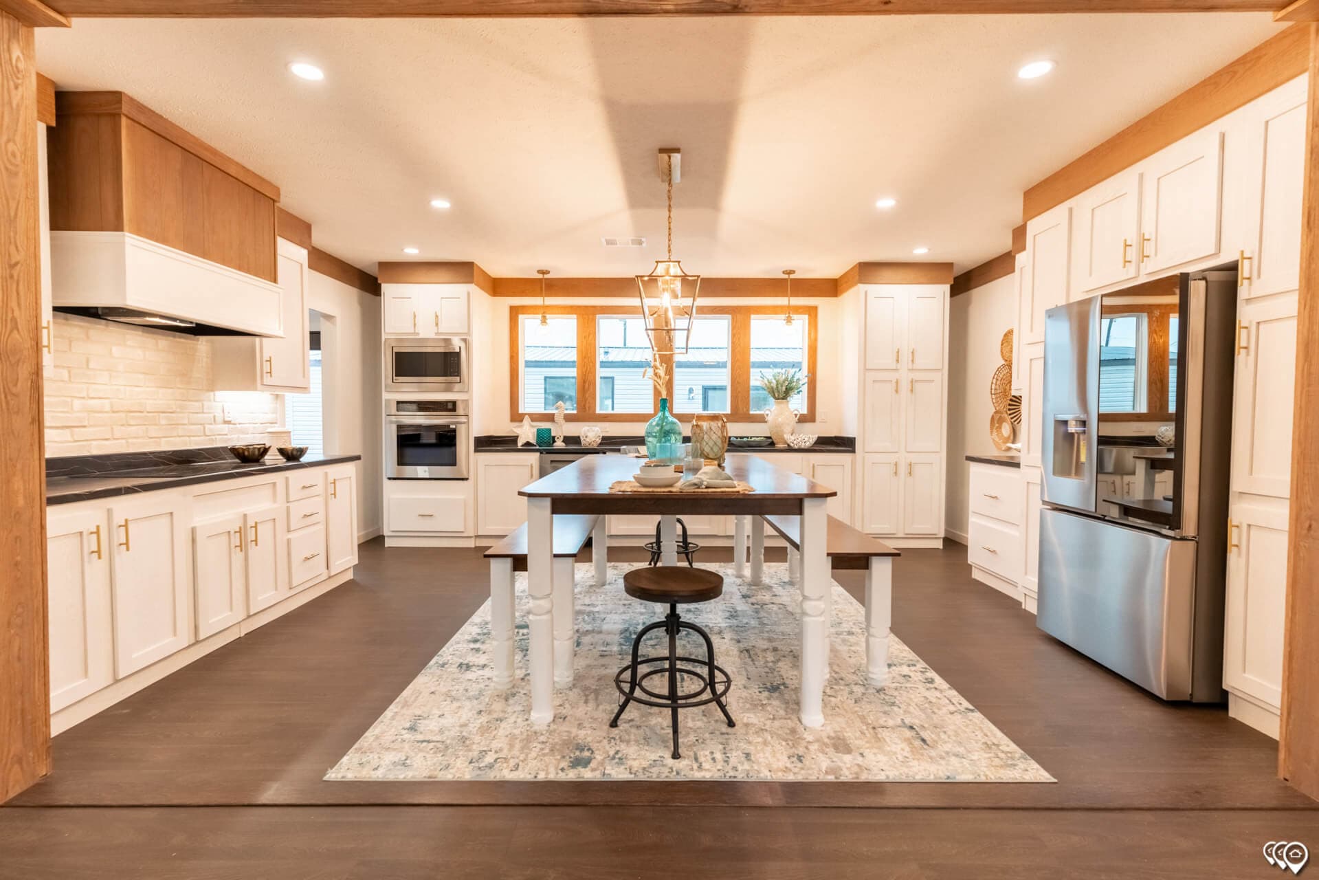 Creek side kitchen home features