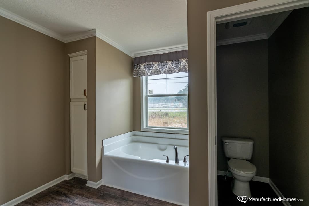 The kyleigh bathroom home features