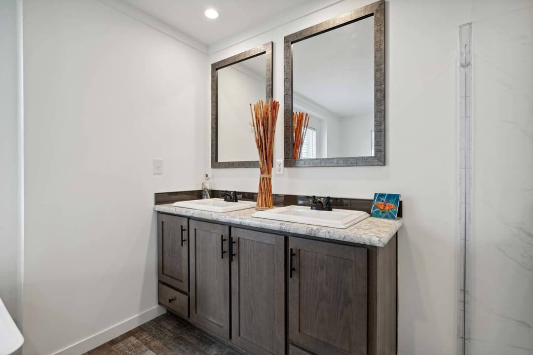 East point - elevate 60 bathroom home features
