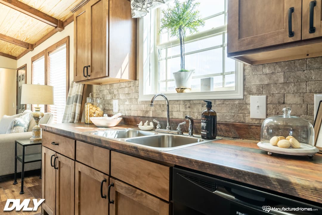 The lodge 3 kitchen home features