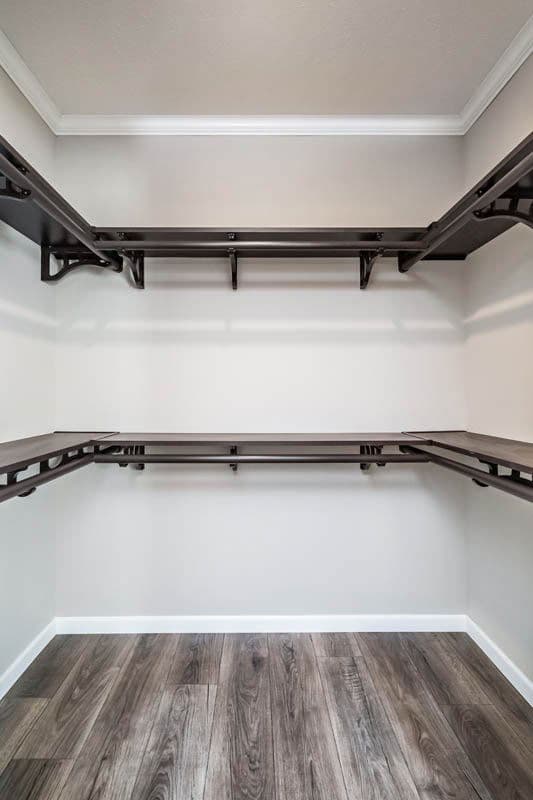 Helicon 2.0 interior home features
