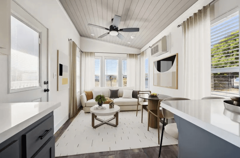 Ath-16 interior home features