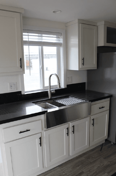 Ath-12l kitchen home features