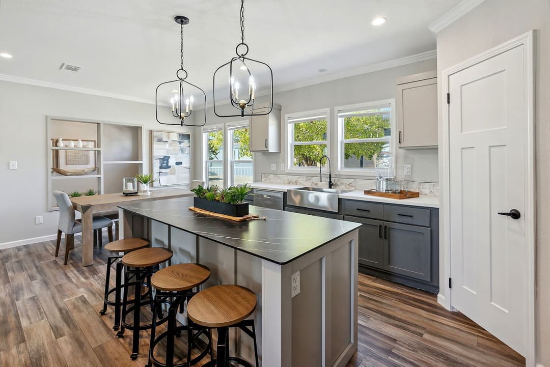 Innovation 3268h kitchen home features