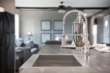 The seaside kitchen home features