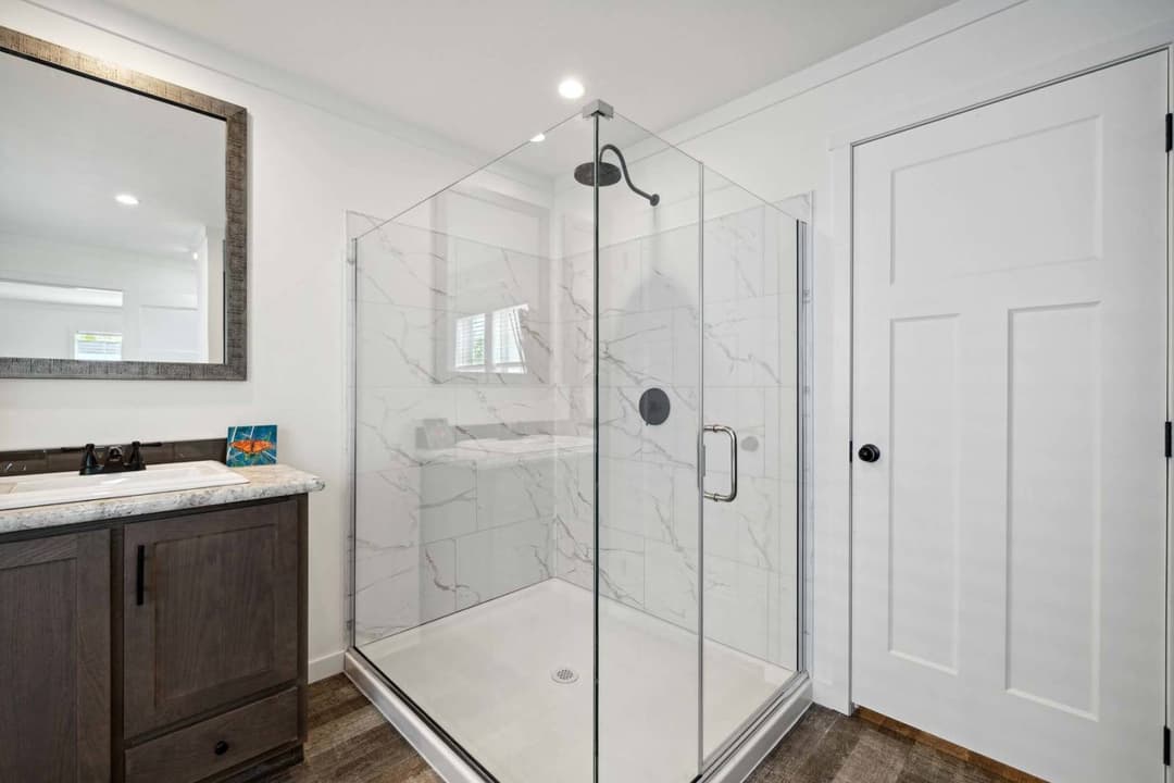East point - elevate 60 bathroom home features