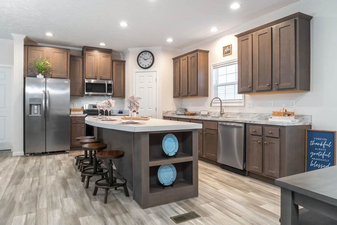 3542 mod 56x28 cavalier select kitchen home features