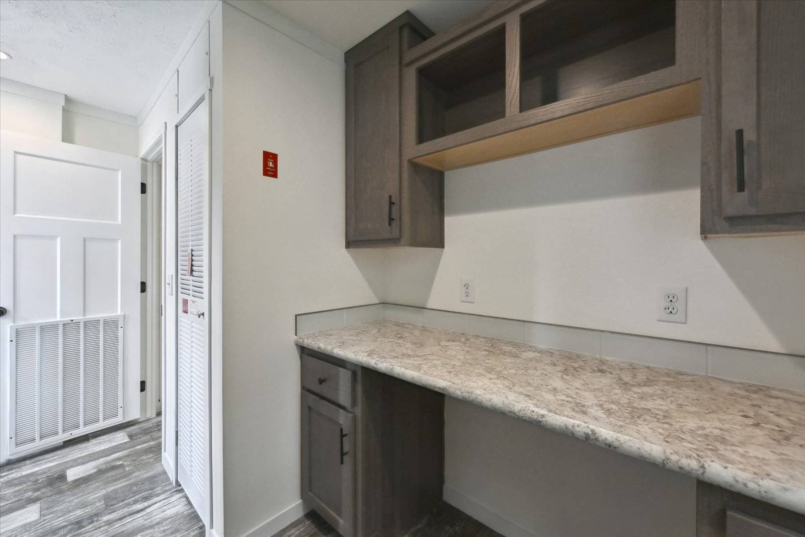 East point - elevate 56 interior home features