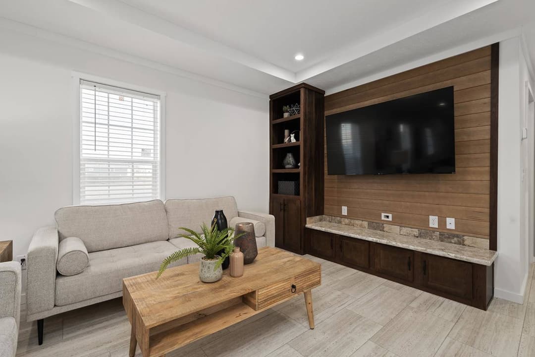 Affinity interior home features