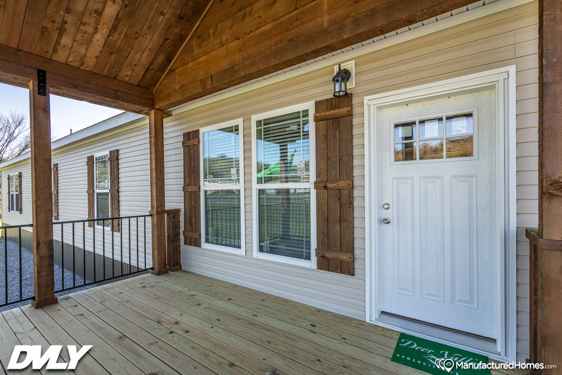 Orchard house (porch) exterior home features