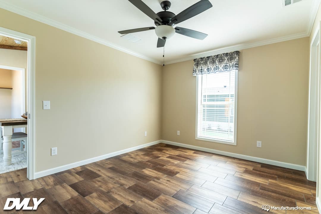 The lodge bedroom home features