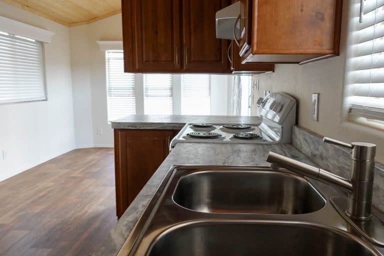 Sedona-120sn11351d kitchen home features
