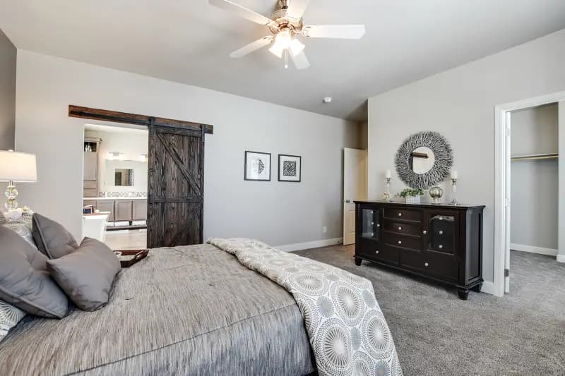 Pecan bedroom home features