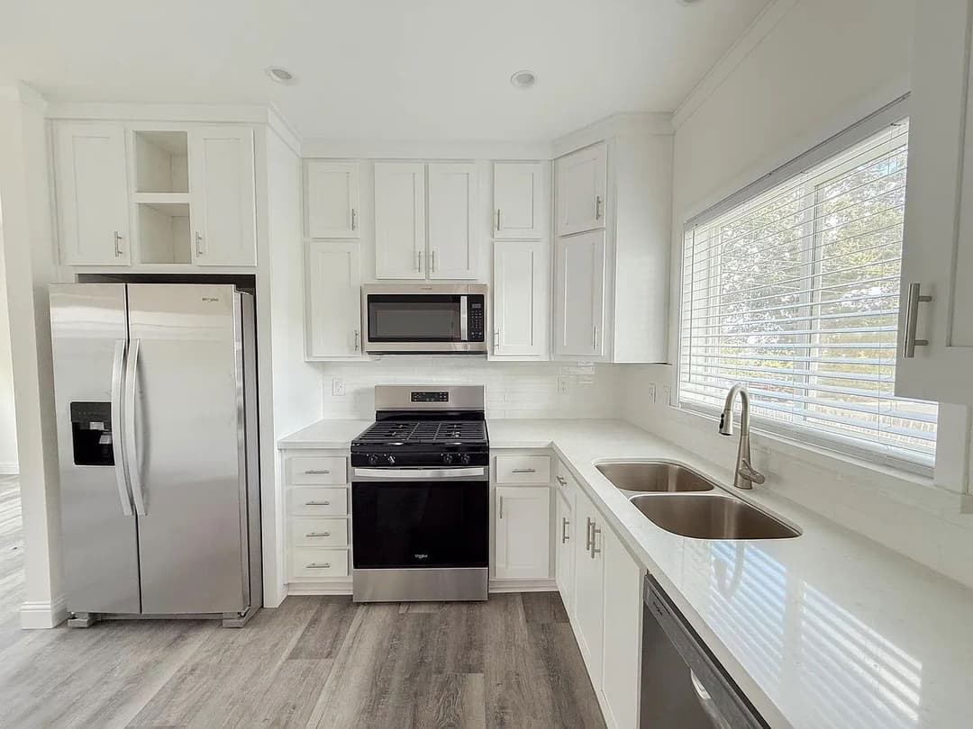 The malibu kitchen home features