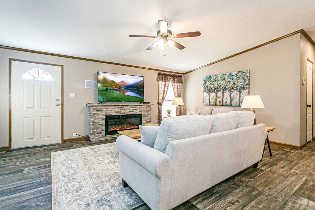 Doublewide c-32×64-32c interior home features