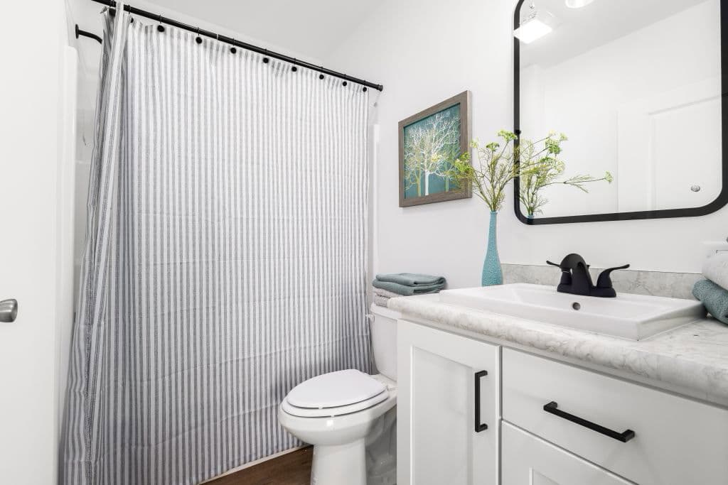 Ultra ranch 2p2409-x ev bathroom home features