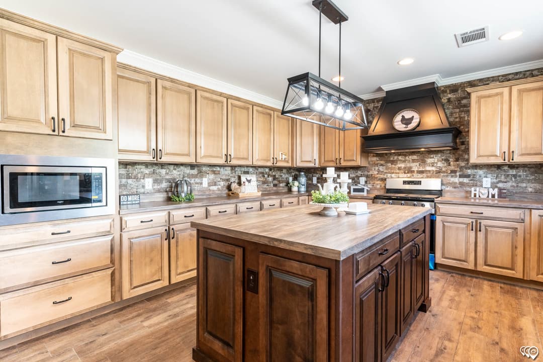 The clarkson kitchen home features