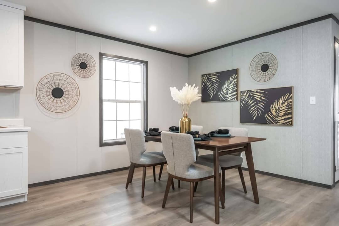 Embrace sunlight 052 interior home features