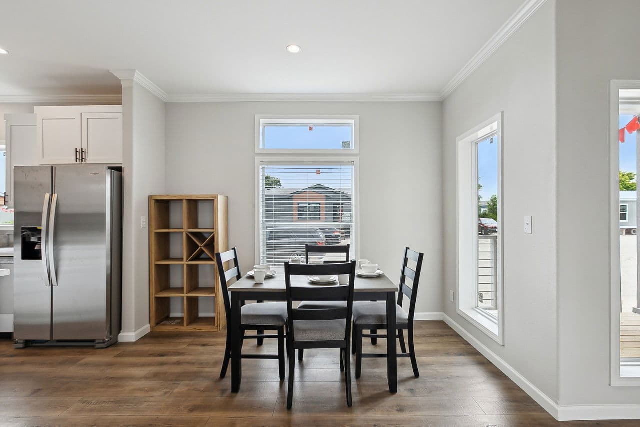 Innovation 3276aa interior home features