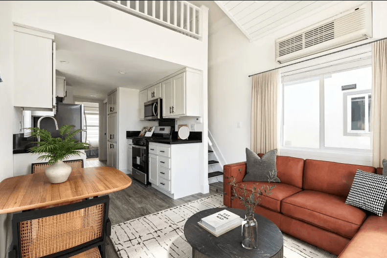 Shpk-12l interior and hero home features