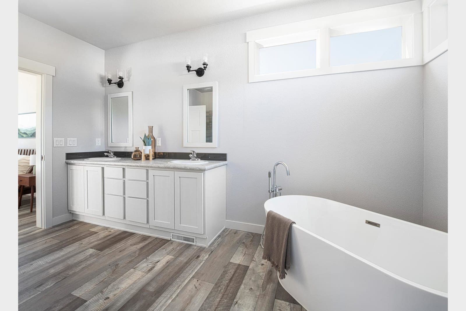 Westridge 1203ct bathroom and interior home features