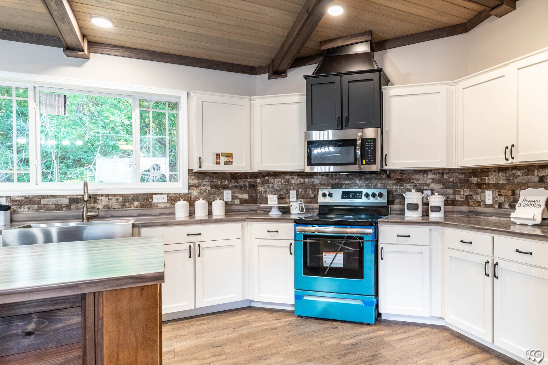 The oasis kitchen home features