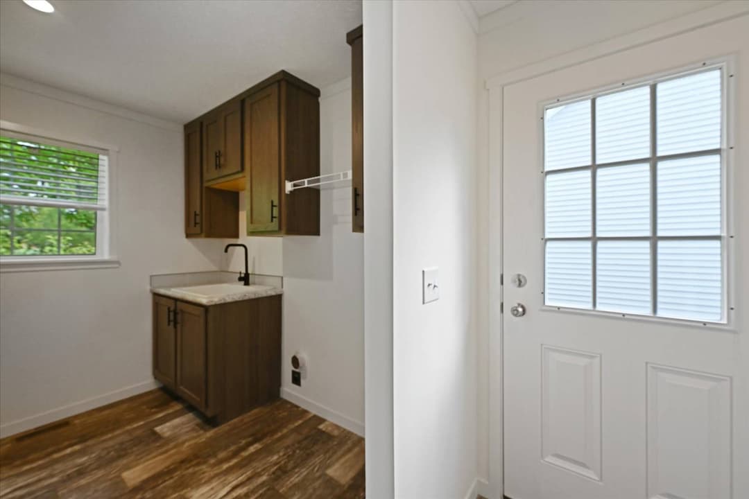 East point - elevate 56 interior home features