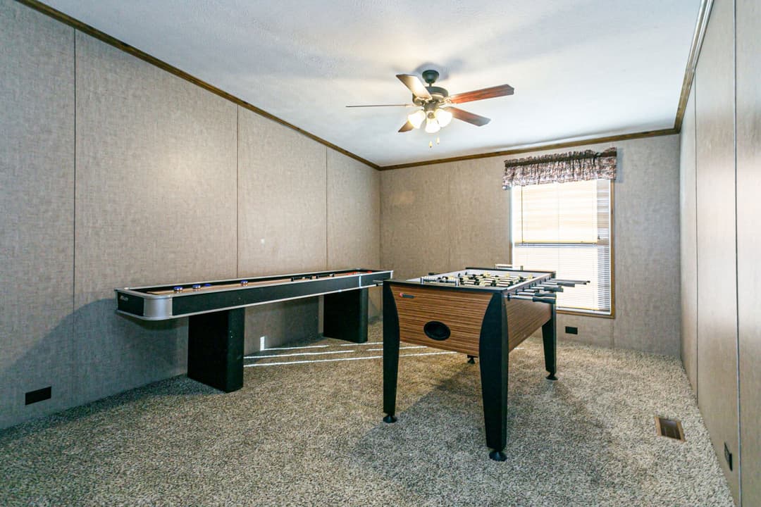 Doublewide c-32×64-32c interior home features